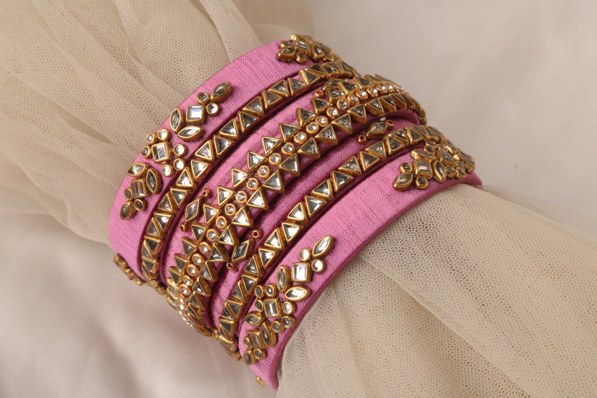 হ্যান্ডমেইড চুড়ি