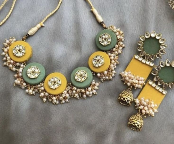 গায়ে হলুদের জুয়েলারি সেট