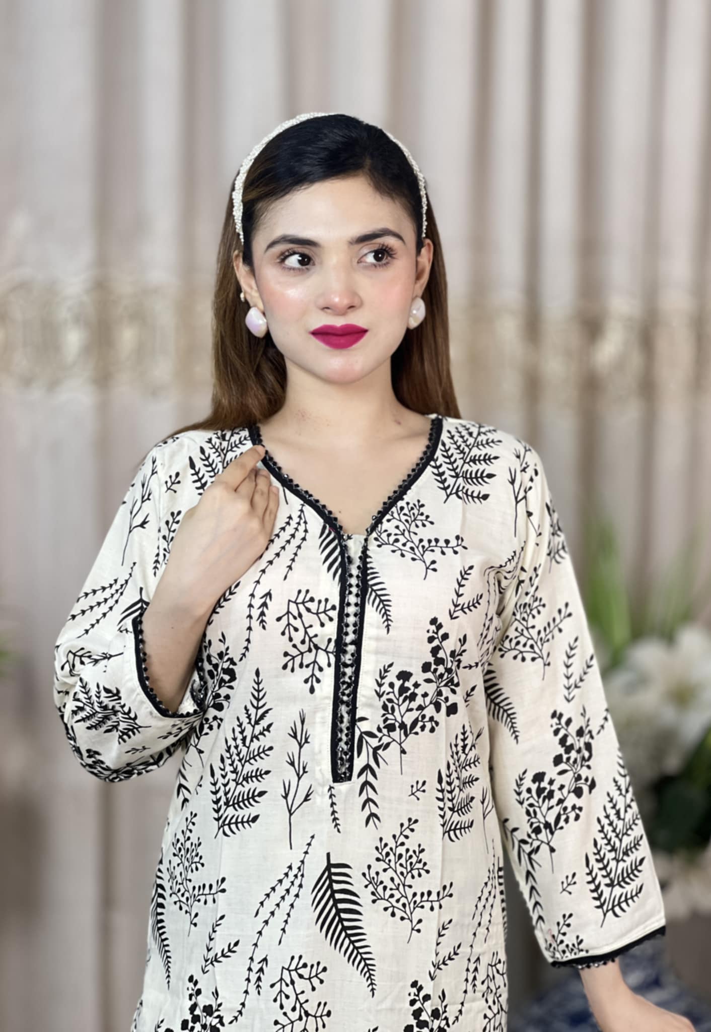 অফ হোয়াইট