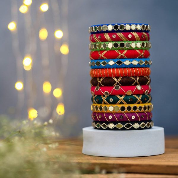 মাল্টিকালার চুড়ি সেট